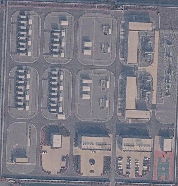 Aerial view of the 188 MWh Lianyungang plant: container blocks, power conversion, substation and control buildings